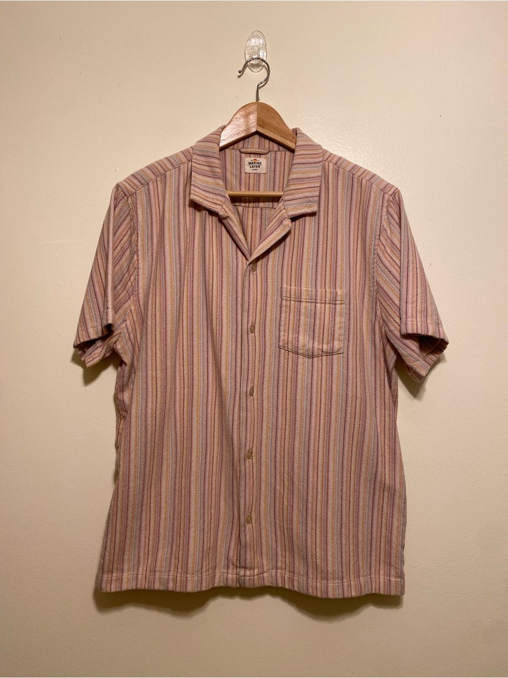 Marine Layer Men’s Short-Sleeve Striped Button-Down in Pink and Cream. Size L